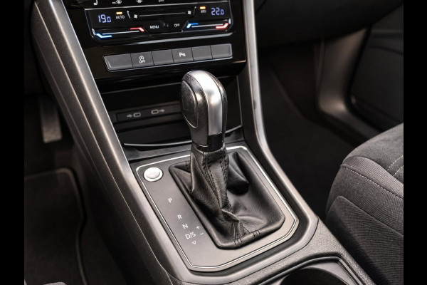 Volkswagen Touran 1.5 TSI 150PK DSG Comfortline | Navi | Massage | ACC |