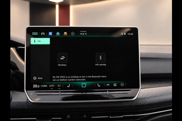Volkswagen Golf 1.5 eTSI DSG 150PK R-Line Edition | Carplay | Camera | Facelift