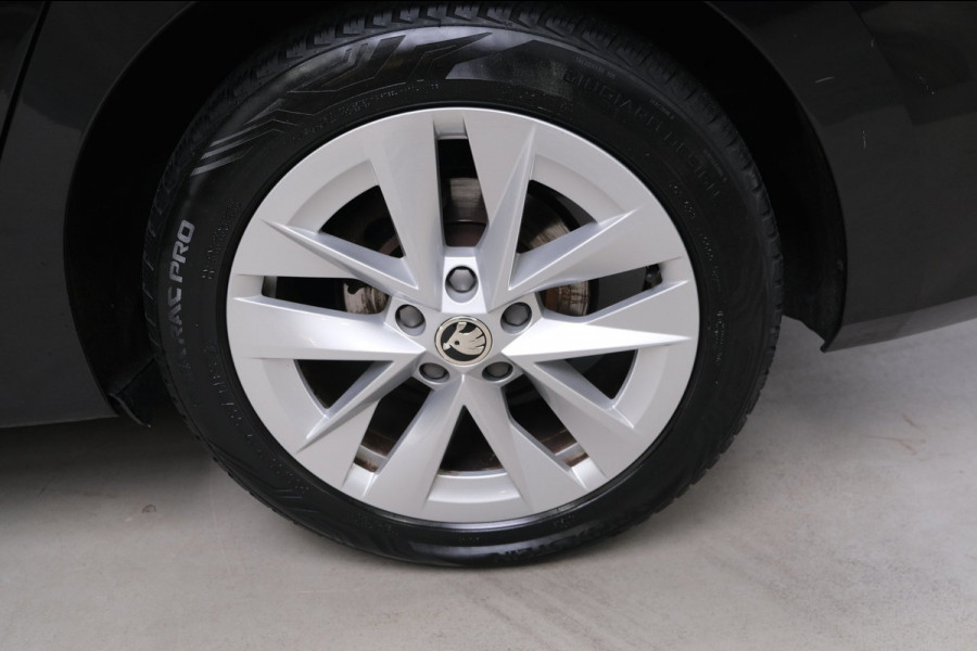 Škoda Octavia Combi 1.0 e-TSI Business Edition > €7900,- Netto Export <
