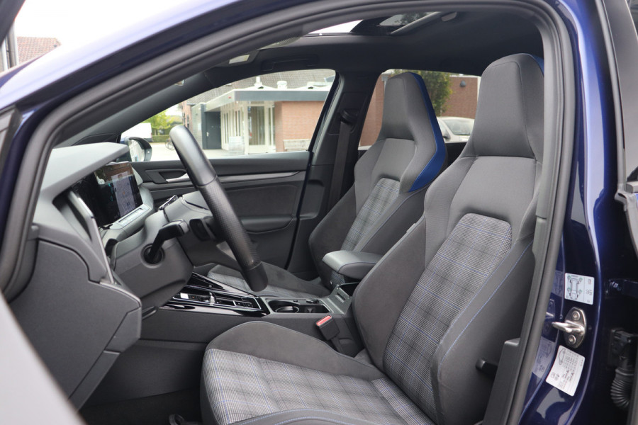 Volkswagen Golf 1.4 eHybrid GTE Pano Matrix IQ ACC