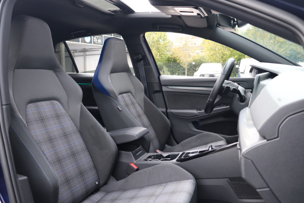 Volkswagen Golf 1.4 eHybrid GTE Pano Matrix IQ ACC