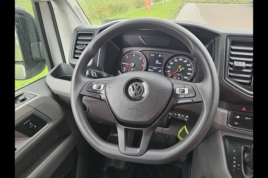 Volkswagen Crafter 35 2.0 TDI L3H2 Comfortline Adaptieve cruise control, Airco, Pdc, Carplay, Camera, Led, Lane-assist, Stoelverwarming, Dodehoek detectie