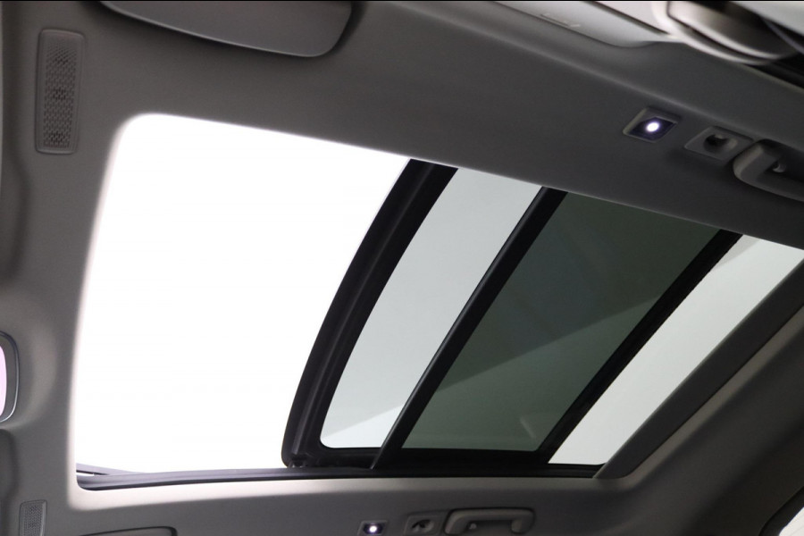 Lynk & Co 01 1.5*PLUG-IN*NAVI*PANO*CAM*ACC*CARPLAY*ECC*LED*