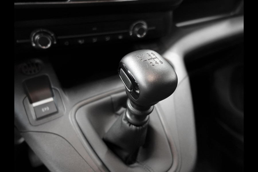 Peugeot Partner 1.5 BlueHDi 100pk L2 Airco Cruise control Trekhaak Parkeersensoren Bluetooth