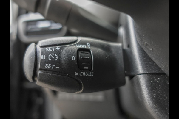 Peugeot Partner 1.5 BlueHDi 100pk L2 Airco Cruise control Trekhaak Parkeersensoren Bluetooth