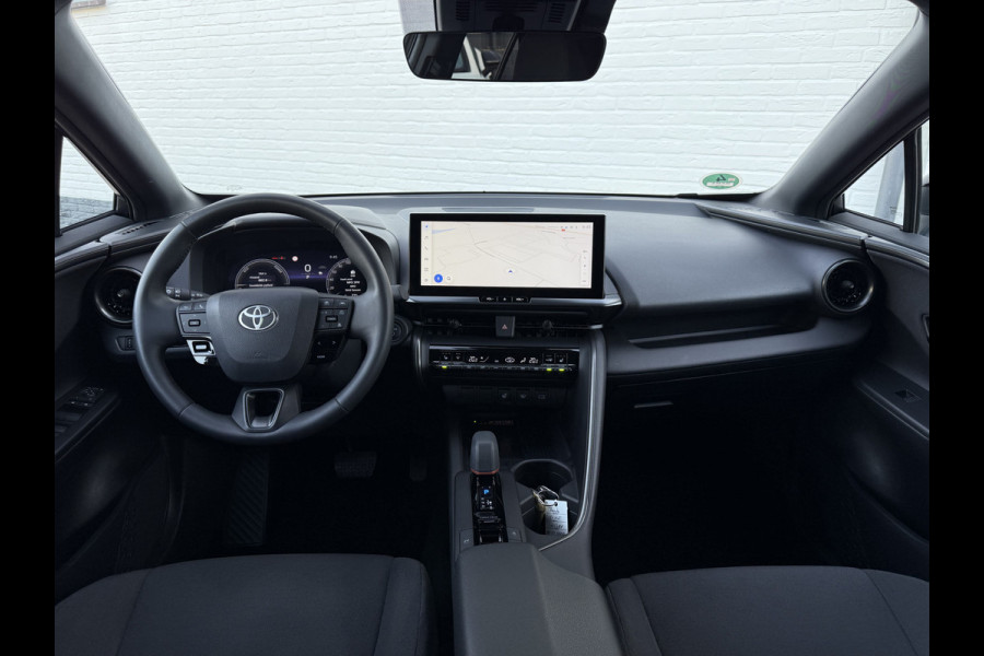 Toyota C-HR 1.8 Hybrid 140 First Edition | ACC | CarPlay | Elek. Achterklep | Camera | 18 inch