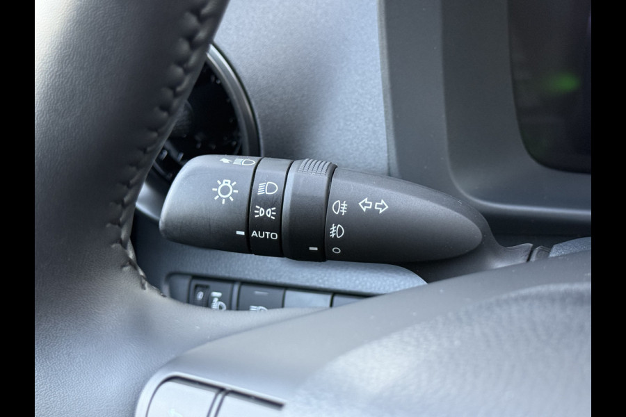 Toyota C-HR 1.8 Hybrid 140 First Edition | ACC | CarPlay | Elek. Achterklep | Camera | 18 inch