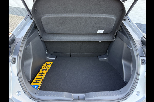 Toyota C-HR 1.8 Hybrid 140 First Edition | ACC | CarPlay | Elek. Achterklep | Camera | 18 inch