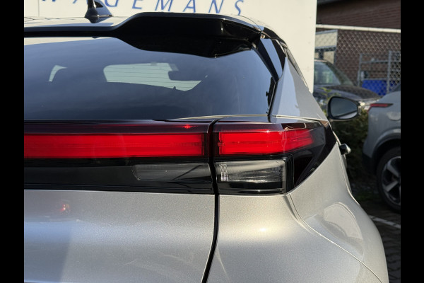 Toyota C-HR 1.8 Hybrid 140 First Edition | ACC | CarPlay | Elek. Achterklep | Camera | 18 inch