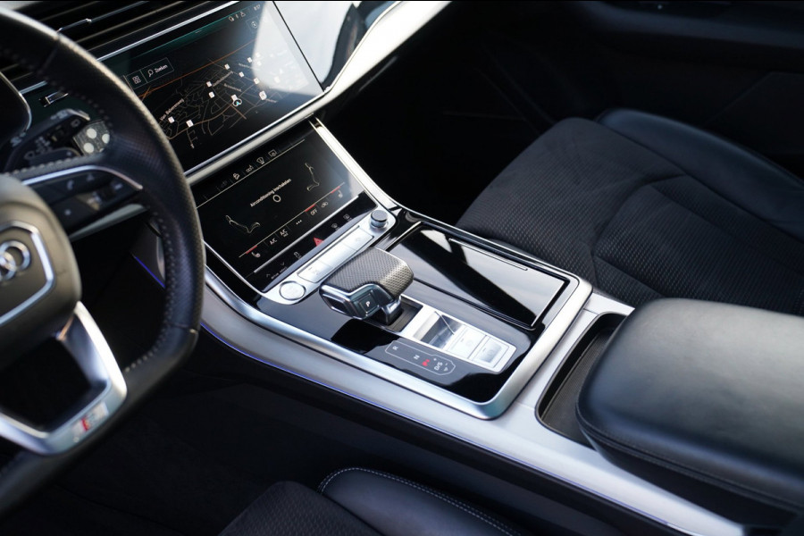 Audi Q7 55 TFSI e Quattro Pro Line Plus | Laser Led | BTW 21% | Panorama | 360cam | HuD | Trekhaak | ACC | File Assistent | MAXTON
