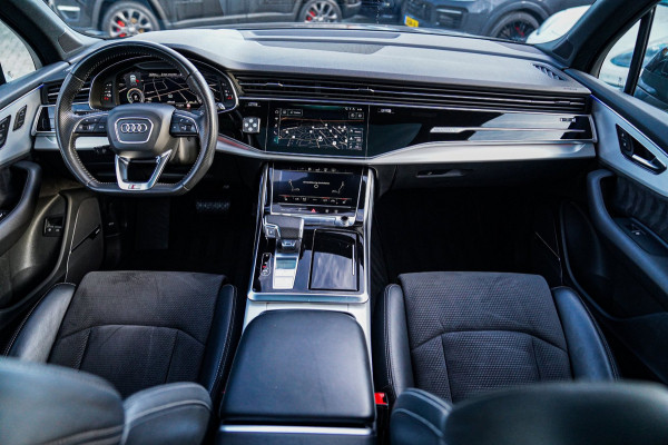 Audi Q7 55 TFSI e Quattro Pro Line Plus | Laser Led | BTW 21% | Panorama | 360cam | HuD | Trekhaak | ACC | File Assistent | MAXTON