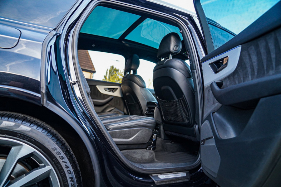 Audi Q7 55 TFSI e Quattro Pro Line Plus | Laser Led | BTW 21% | Panorama | 360cam | HuD | Trekhaak | ACC | File Assistent | MAXTON