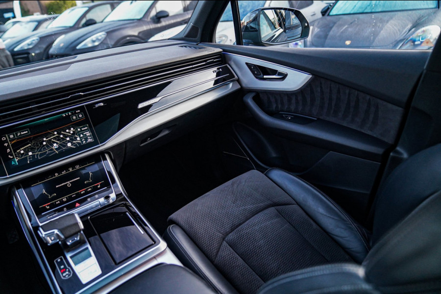 Audi Q7 55 TFSI e Quattro Pro Line Plus | Laser Led | BTW 21% | Panorama | 360cam | HuD | Trekhaak | ACC | File Assistent | MAXTON