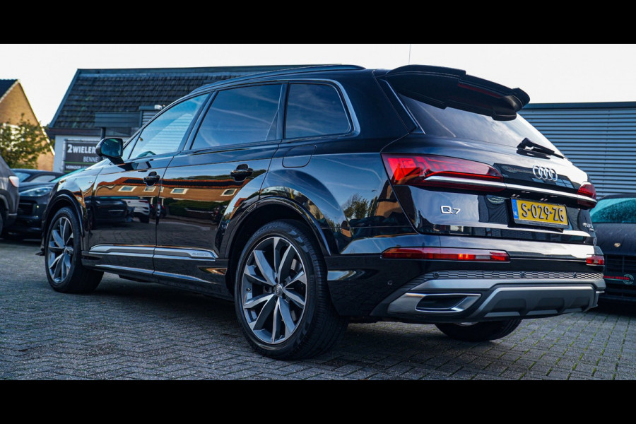 Audi Q7 55 TFSI e Quattro Pro Line Plus | Laser Led | BTW 21% | Panorama | 360cam | HuD | Trekhaak | ACC | File Assistent | MAXTON