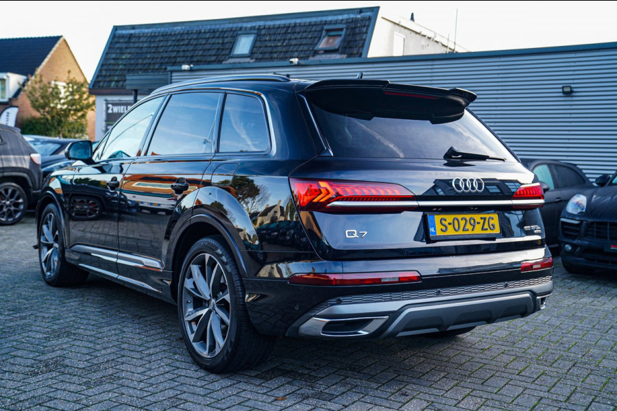 Audi Q7 55 TFSI e Quattro Pro Line Plus | Laser Led | BTW 21% | Panorama | 360cam | HuD | Trekhaak | ACC | File Assistent | MAXTON