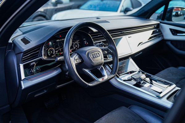 Audi Q7 55 TFSI e Quattro Pro Line Plus | Laser Led | BTW 21% | Panorama | 360cam | HuD | Trekhaak | ACC | File Assistent | MAXTON