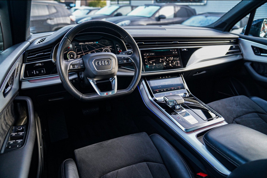 Audi Q7 55 TFSI e Quattro Pro Line Plus | Laser Led | BTW 21% | Panorama | 360cam | HuD | Trekhaak | ACC | File Assistent | MAXTON