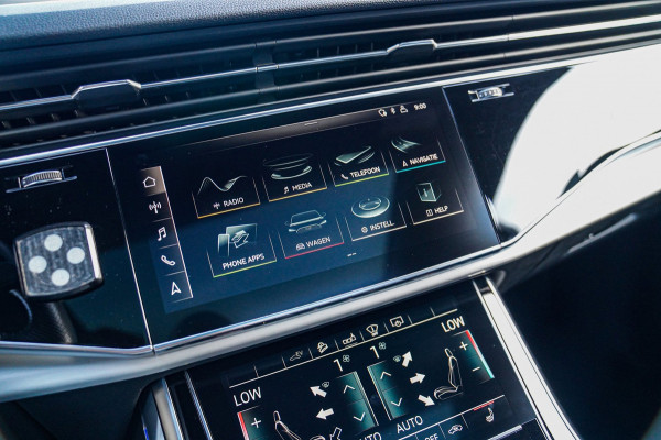 Audi Q7 55 TFSI e Quattro Pro Line Plus | Laser Led | BTW 21% | Panorama | 360cam | HuD | Trekhaak | ACC | File Assistent | MAXTON