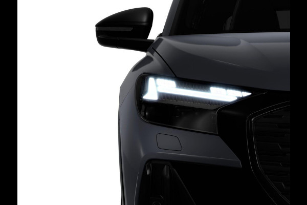 Audi Q4 Sportback e-tron 50 quattro Launch edition S Competition 77 kWh 299pk | Komt eind oktober binnen | Sonos Audio | Head up Display | Trekhaak | Matrix Led |
