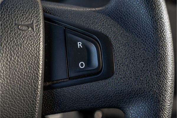 Opel Movano **2.3 CDTI FWD L2H2 | 3-Zits | 1e Eigenaar | Cruise | Airco**