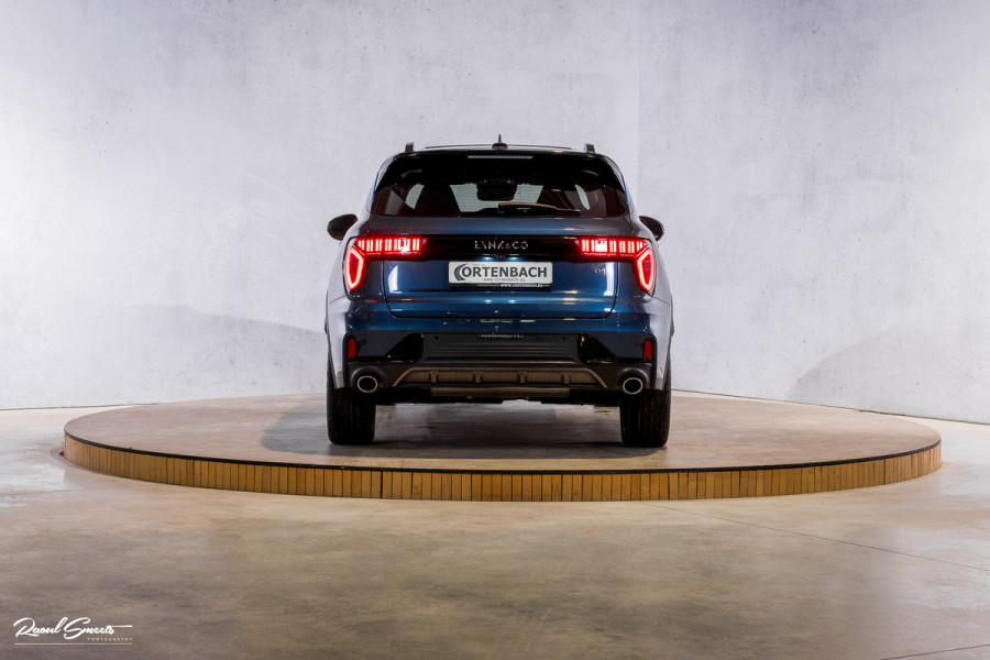 Lynk & Co 01 1.5 | ALL-IN PRIJZEN – inclusief onderhoud, originele Lynk & Co software-update en 1 jaar BOVAG-garantie | Adaptieve cruise | Panoramadak | Blis | Memory |