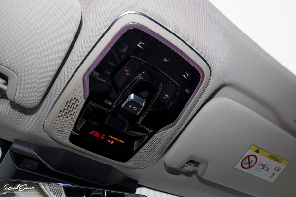 Lynk & Co 01 1.5 | ALL-IN PRIJZEN – inclusief onderhoud, originele Lynk & Co software-update en 1 jaar BOVAG-garantie | Adaptieve cruise | Panoramadak | Blis | Memory |