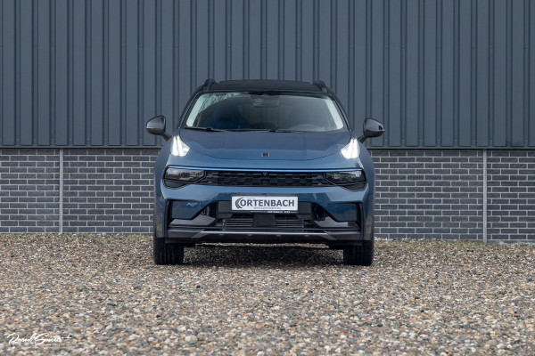 Lynk & Co 01 1.5 | ALL-IN PRIJZEN – inclusief onderhoud, originele Lynk & Co software-update en 1 jaar BOVAG-garantie | Adaptieve cruise | Panoramadak | Blis | Memory |