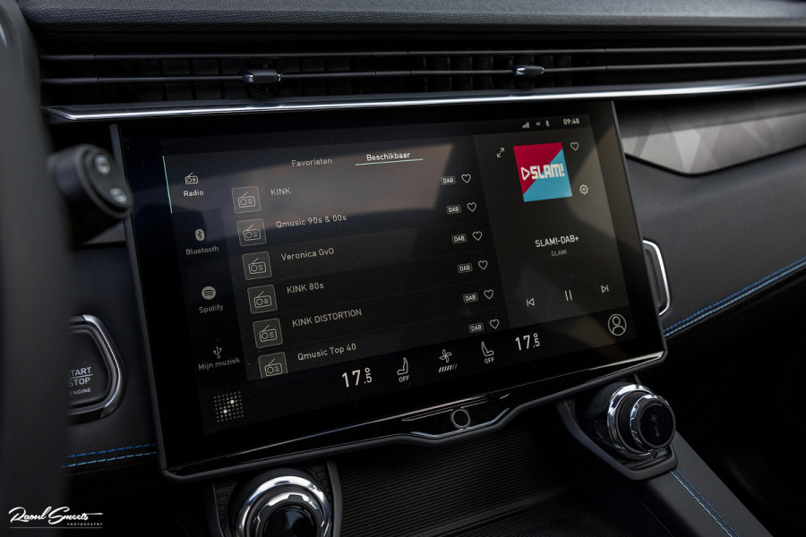 Lynk & Co 01 1.5 | ALL-IN PRIJZEN – inclusief onderhoud, originele Lynk & Co software-update en 1 jaar BOVAG-garantie | Adaptieve cruise | Panoramadak | Blis | Memory |