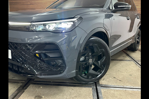 Volkswagen Tiguan 1.5 eHybrid R-Line Black Style| garantie t/m 2031| IQ.DRIVE | PANO | H&K | Full Matrix-LED |Trekhaak | Head Up
