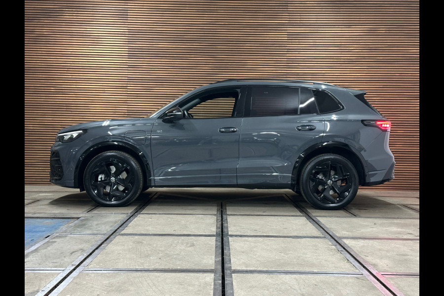 Volkswagen Tiguan 1.5 eHybrid R-Line Black Style| garantie t/m 2031| IQ.DRIVE | PANO | H&K | Full Matrix-LED |Trekhaak | Head Up