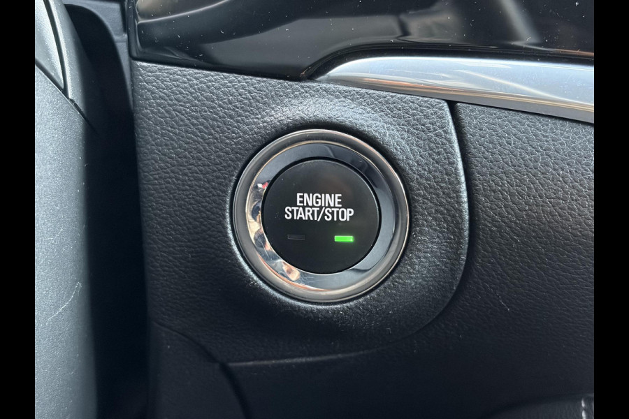 Opel Astra Sports Tourer 1.4 Innovation ✓Trekhaak✓Camera✓Carplay✓Navi✓Recent beurt gehad✓150pk✓Keyless✓Halfleder✓6 Bak✓Rijstrooksensor✓Dodehoeksensor✓Pdc V+A✓Lm velgen✓Clima✓Cruise✓N.A.P✓Apk tot 09-2027