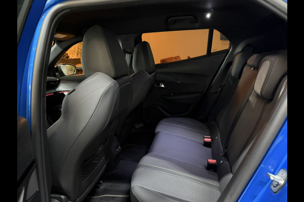 Peugeot 2008 1.2 GT Line Garantie|Premium kleur|131PK Sport|360° Camera|Sfeerverlichting|Navi|CarPlay|LED|Rijklaar