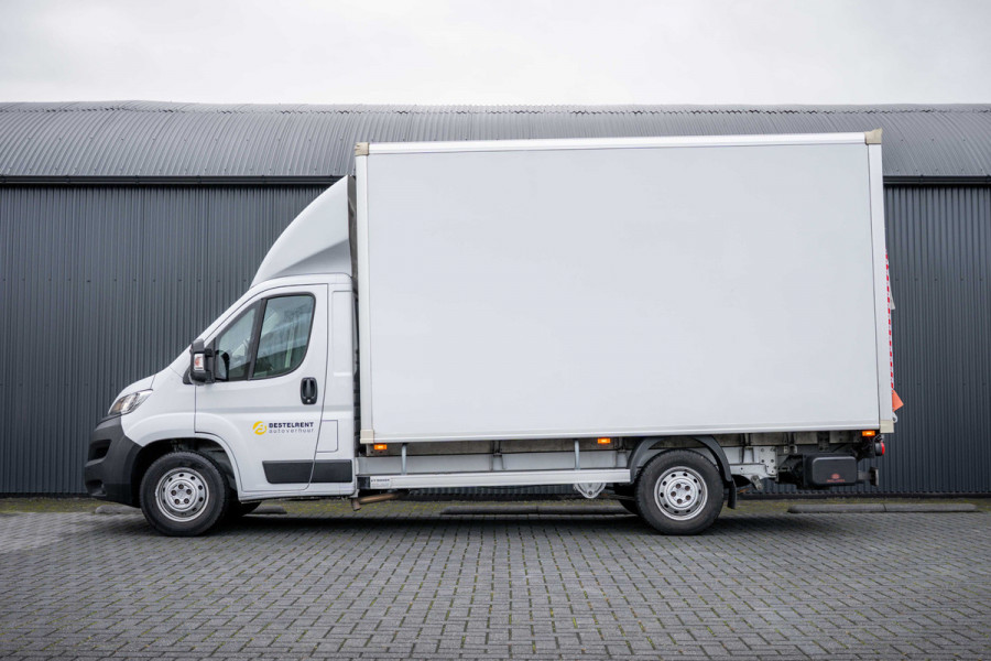 Opel Movano **2.2 D | 3-Zits | Bakwagen met Laadklep en zijdeur | LED | Carplay | Cruise | Climatronic**