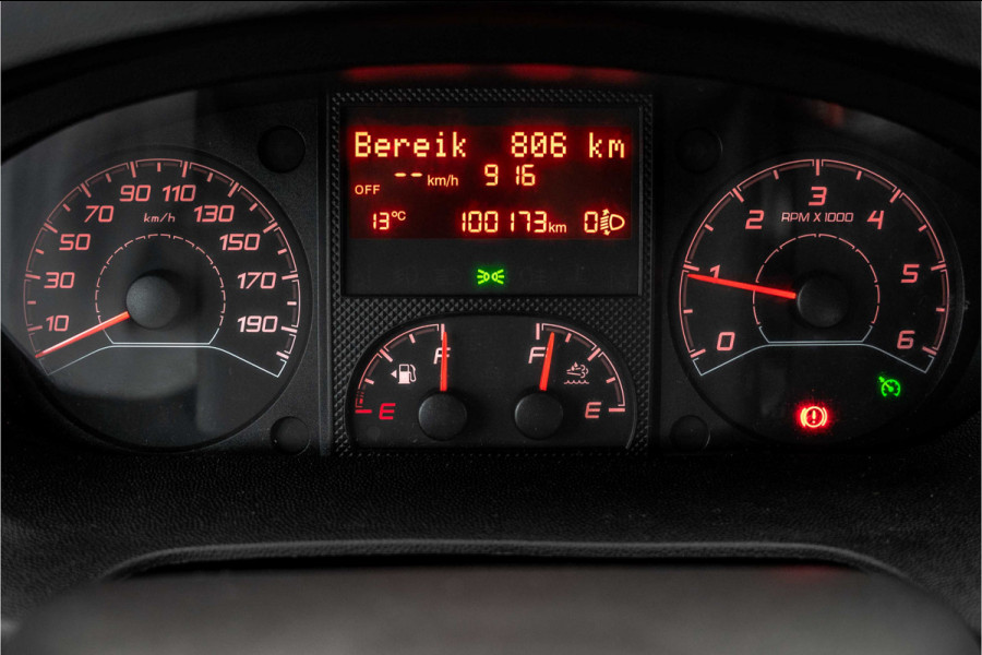 Opel Movano **2.2 D | 3-Zits | Bakwagen met Laadklep en zijdeur | LED | Carplay | Cruise | Climatronic**