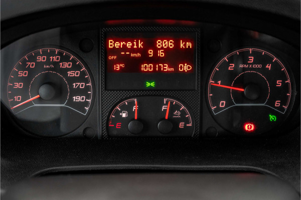 Opel Movano **2.2 D | 3-Zits | Bakwagen met Laadklep en zijdeur | LED | Carplay | Cruise | Climatronic**