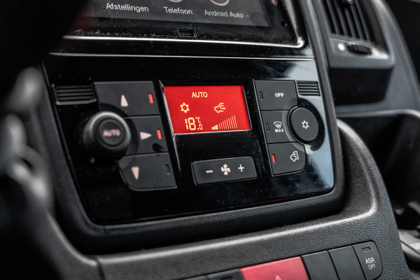 Opel Movano **2.2 D | 3-Zits | Bakwagen met Laadklep en zijdeur | LED | Carplay | Cruise | Climatronic**