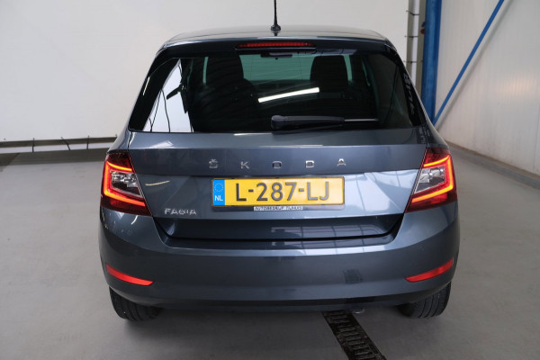 Škoda Fabia 1.0 TSI Ambition - N.A.P. Airco, Cruise, Carplay.