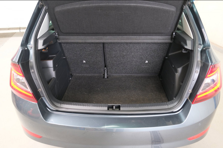 Škoda Fabia 1.0 TSI Ambition - N.A.P. Airco, Cruise, Carplay.