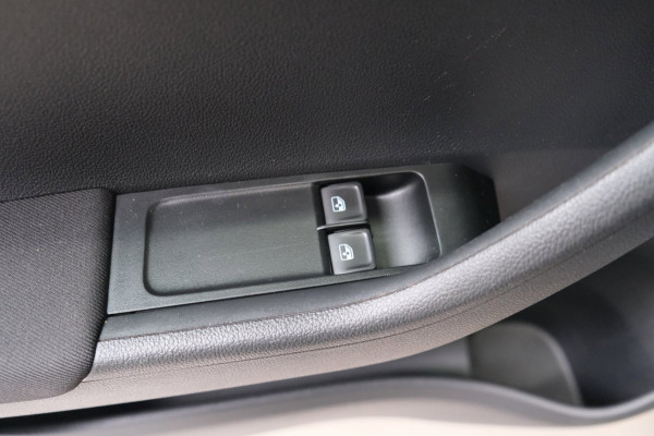 Škoda Fabia 1.0 TSI Ambition - N.A.P. Airco, Cruise, Carplay.