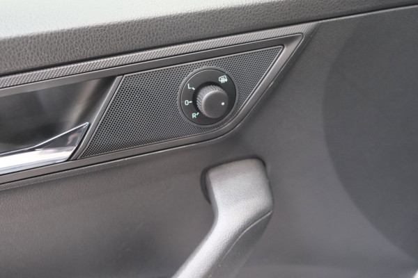 Škoda Fabia 1.0 TSI Ambition - N.A.P. Airco, Cruise, Carplay.