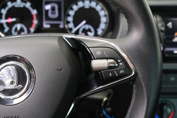 Škoda Fabia 1.0 TSI Ambition - N.A.P. Airco, Cruise, Carplay.