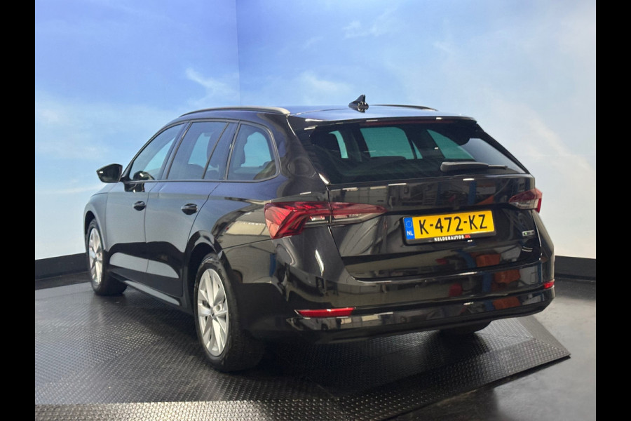 Škoda Octavia Combi 1.0 e-TSI Business Edition Automaat | Navi | Clima | Cruise | Camera