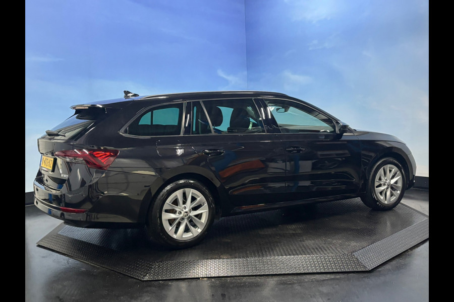 Škoda Octavia Combi 1.0 e-TSI Business Edition Automaat | Navi | Clima | Cruise | Camera