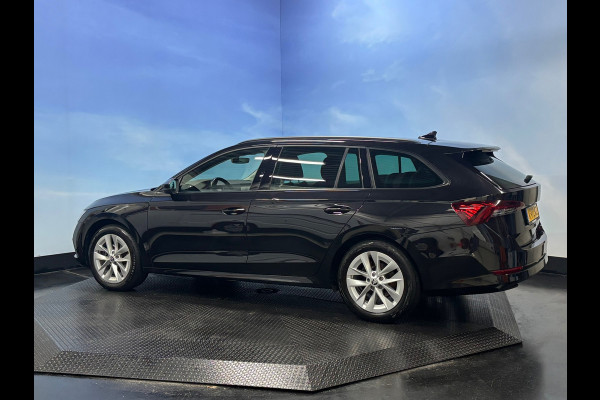 Škoda Octavia Combi 1.0 e-TSI Business Edition Automaat | Navi | Clima | Cruise | Camera