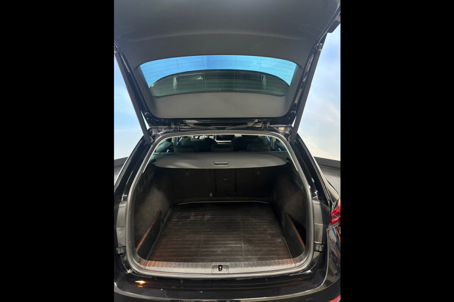 Škoda Octavia Combi 1.0 e-TSI Business Edition Automaat | Navi | Clima | Cruise | Camera