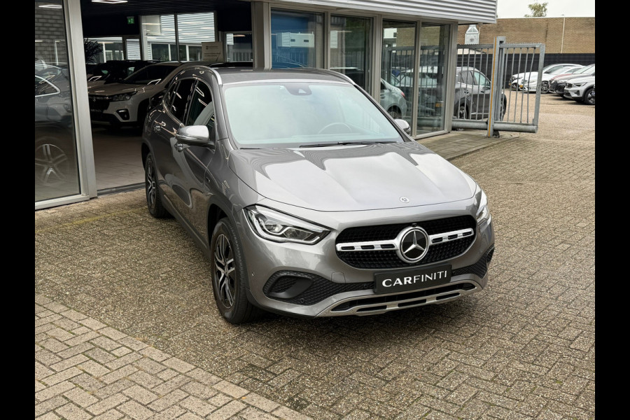 Mercedes-Benz GLA 250e Progressive 218 Pk Automaat| Navigatie | Voll Leder | 360 Camera | Sfeerverlichting | Climate | 18".