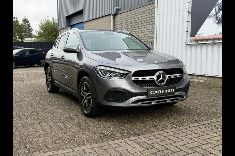 Mercedes-Benz GLA 250e Progressive 218 Pk Automaat| Navigatie | Voll Leder | 360 Camera | Sfeerverlichting | Climate | 18".