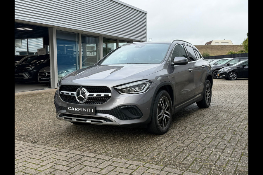 Mercedes-Benz GLA 250e Progressive 218 Pk Automaat| Navigatie | Voll Leder | 360 Camera | Sfeerverlichting | Climate | 18".