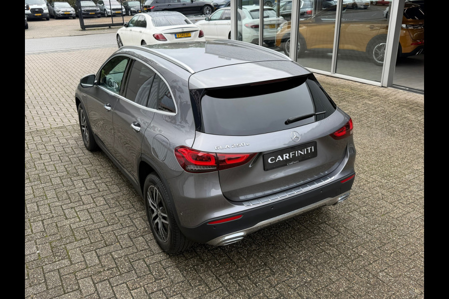 Mercedes-Benz GLA 250e Progressive 218 Pk Automaat| Navigatie | Voll Leder | 360 Camera | Sfeerverlichting | Climate | 18".
