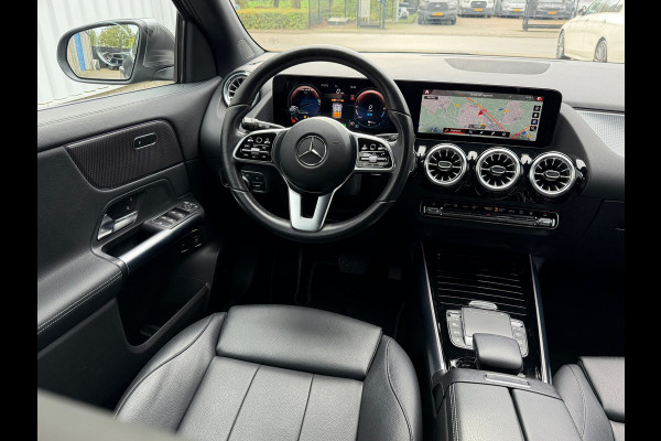 Mercedes-Benz GLA 250e Progressive 218 Pk Automaat| Navigatie | Voll Leder | 360 Camera | Sfeerverlichting | Climate | 18".